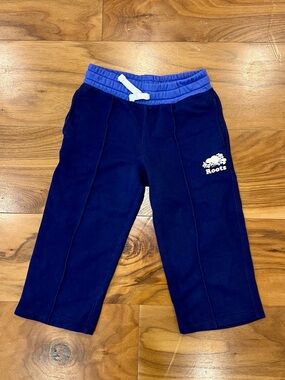 Roots girls capri sweats